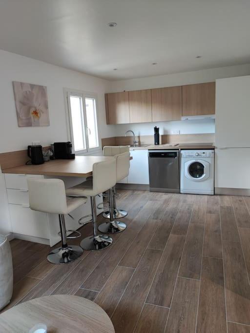 Charmant Appartement 2 Pieces Proche Disneyland Villeneuve-Saint-Denis Екстериор снимка